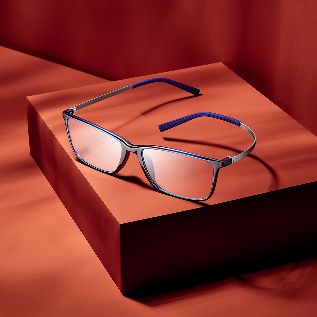 Flexible Eyeglass Frames with Memory Metal